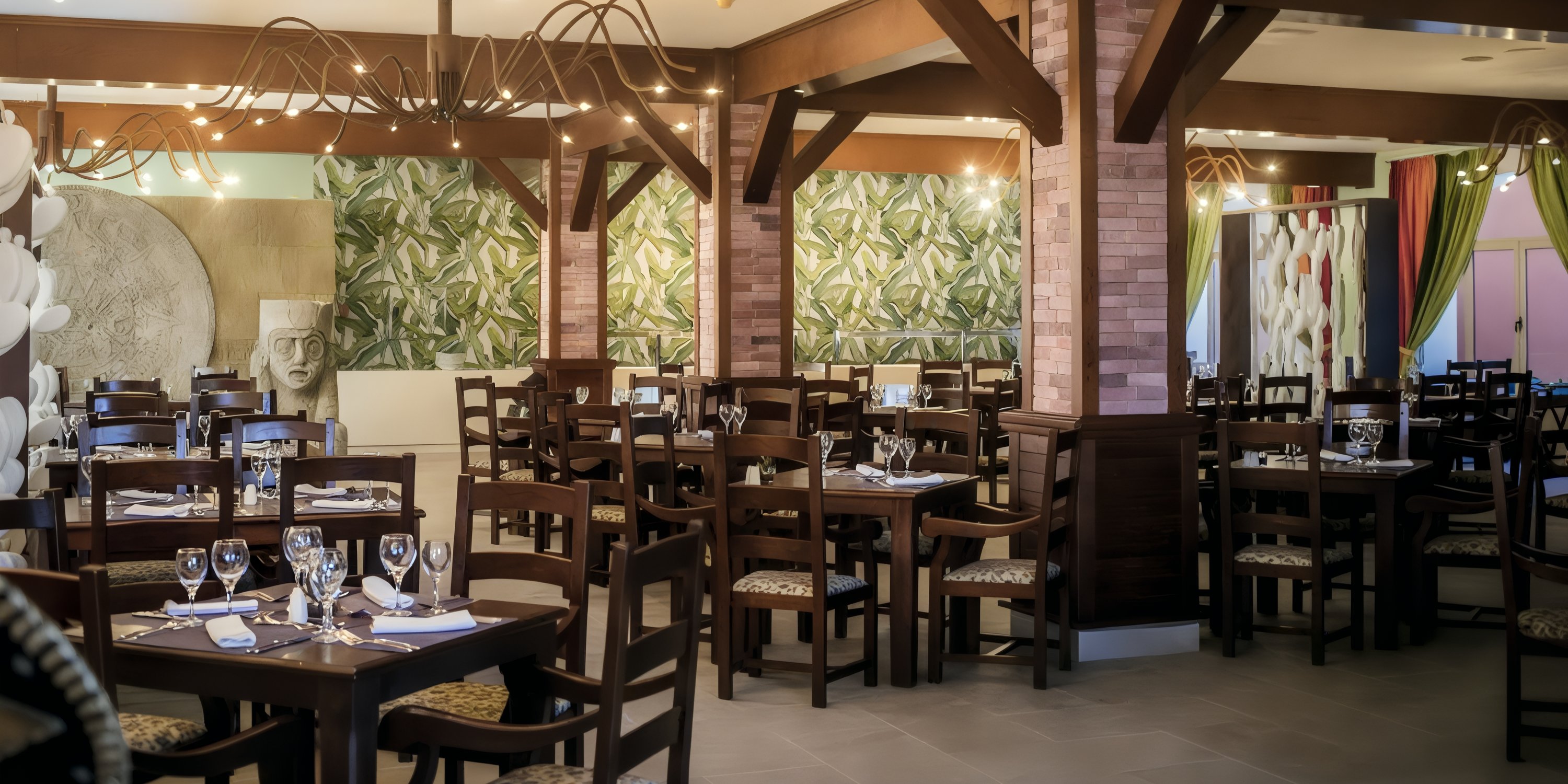 Majestic Colonial Pc Restaurant